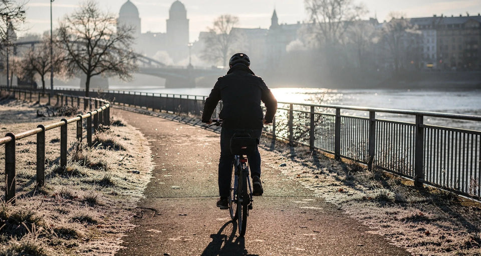 Radfahren im Winter: 10 Tipps für warme Hände und sichere Fahrten - Alpensattel